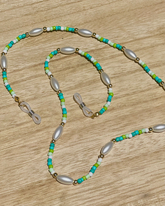 Green hues seed bead chain